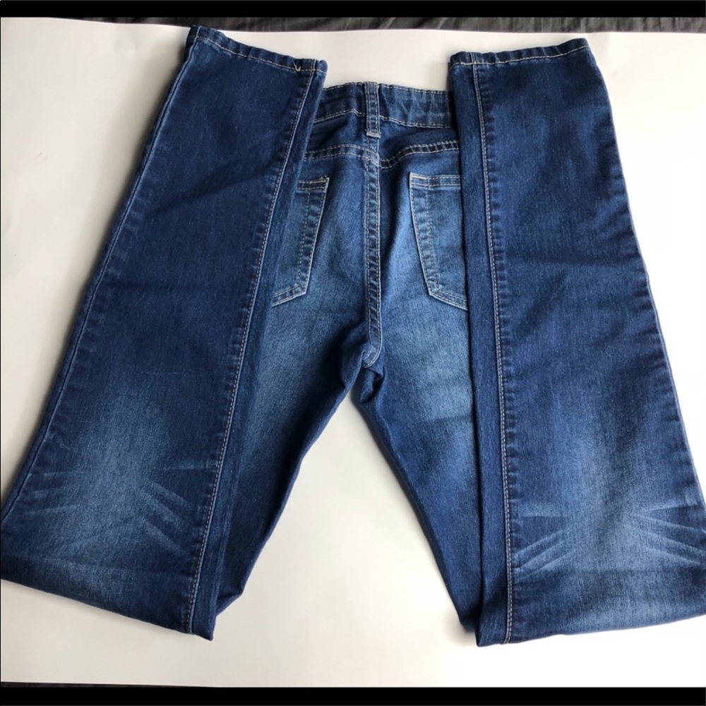 VIP Jeans 👖 - Picture 4 of 5